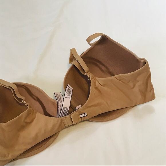 Victoria’s Secret Demi Bra - Picture 2 of 3